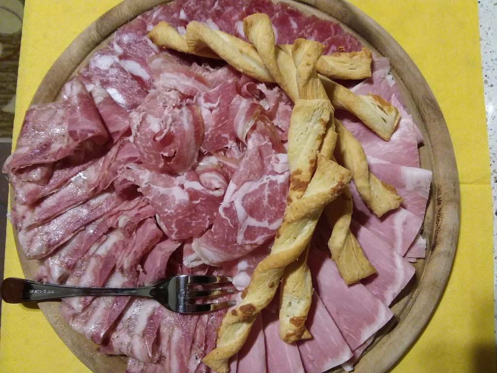 Tigliole B&B Cascina Bellavista מראה חיצוני תמונה
