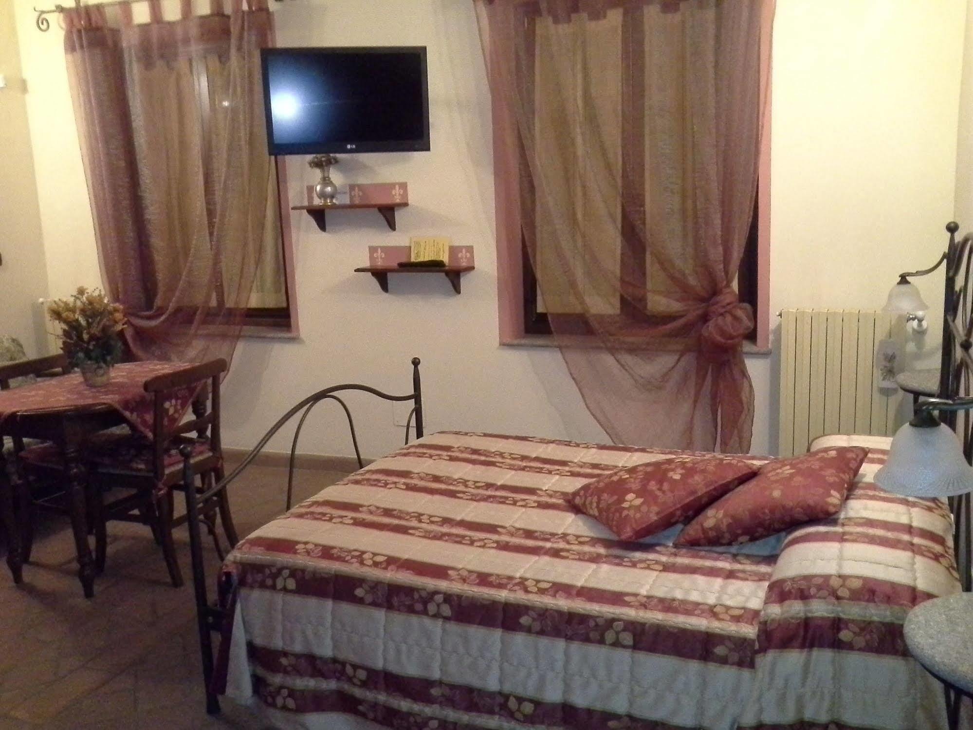 Tigliole B&B Cascina Bellavista מראה חיצוני תמונה
