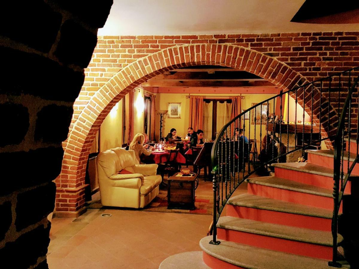 Tigliole B&B Cascina Bellavista מראה חיצוני תמונה